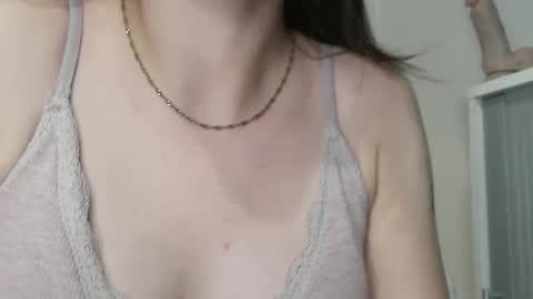 Hotwixx online show from April 2026 08:31:02 PM