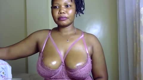 hotysquiter433224 online show from November 2025 09:42:02 AM