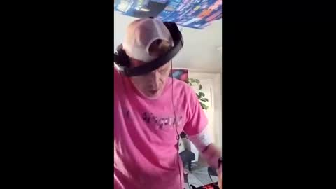 SeanPatrick online show from April 2026 10:48:01 PM