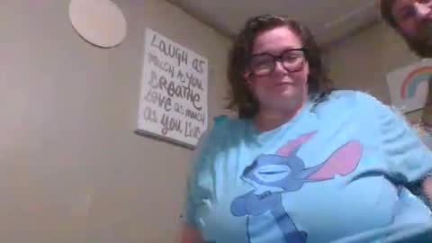 Snapshot of housewife91 chatting on April 2026 03:15:02 AM housewife91 online show from April 2026 03:15:02 AM