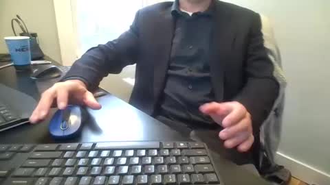 Snapshot of hoverday chatting on April 2026 08:39:01 PM hoverday online show from April 2026 08:39:01 PM