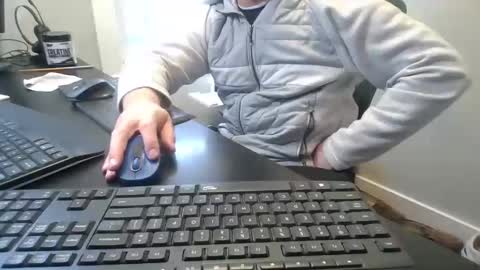 Snapshot of hoverday chatting on April 2026 09:53:01 PM hoverday online show from April 2026 09:53:01 PM