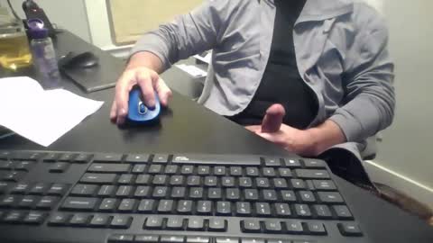 Snapshot of hoverday chatting on April 2026 02:20:01 AM hoverday online show from April 2026 02:20:01 AM