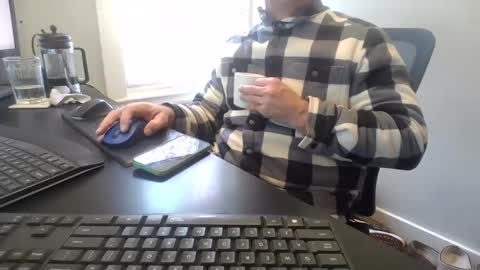 Snapshot of hoverday chatting on May 2026 09:00:01 PM hoverday online show from May 2026 09:00:01 PM