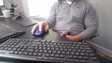 Snapshot of hoverday chatting on May 2026 12:43:02 PM hoverday online show from May 2026 12:43:02 PM