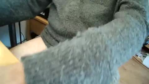 Snapshot of hovesub chatting on December 2025 11:37:02 AM English sub online show from December 2025 11:37:02 AM