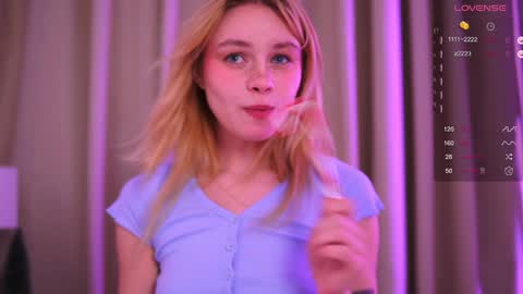 Snapshot of howimeturmum chatting on December 2024 11:54:02 AM ash. see u on sunday online show from December 2024 11:54:02 AM