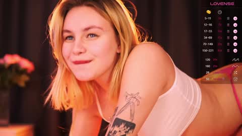 Snapshot of howimeturmum chatting on January 2025 06:49:02 PM ash. see u on sunday online show from January 2025 06:49:02 PM