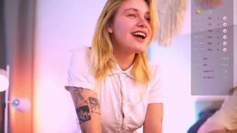 Snapshot of howimeturmum chatting on February 2025 02:04:02 PM ash. see u on sunday online show from February 2025 02:04:02 PM