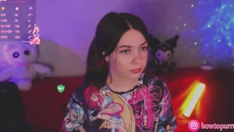 Mia online show from October 2025 04:52:02 PM