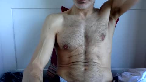 hry4youchat online show from December 2024 09:58:02 PM