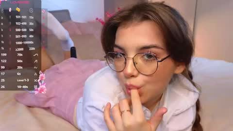 Diane online show from March 2025 07:37:02 AM