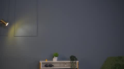 Diane online show from September 2025 01:38:02 AM