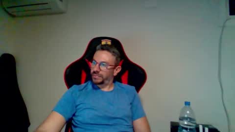 Snapshot of huge__cumshot chatting on March 2026 06:44:02 PM huge__cumshot online show from March 2026 06:44:02 PM