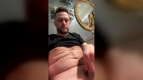 hugecock475 online show from May 2026 03:01:01 AM