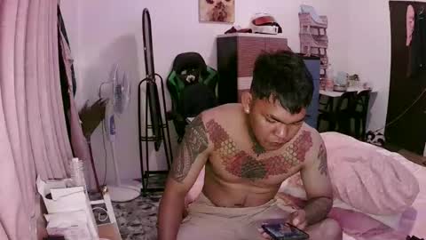 Snapshot of hugecock_jr chatting on December 2025 10:31:01 AM JR online show from December 2025 10:31:01 AM