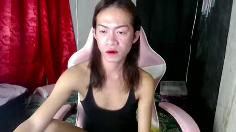 Snapshot of hugecockanna chatting on January 2025 05:13:01 PM hugecockanna online show from January 2025 05:13:01 PM