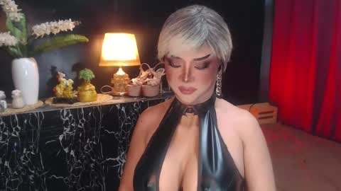 Snapshot of hugecockchristine chatting on July 2026 12:37:02 AM Christine online show from July 2026 12:37:02 AM