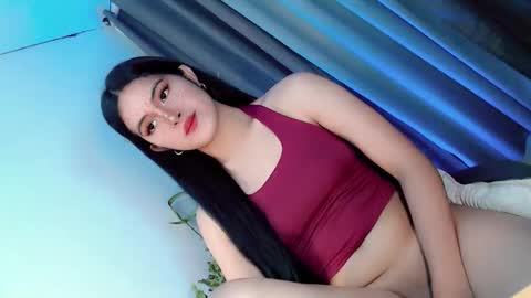 Yhanie online show from March 2026 11:44:02 PM