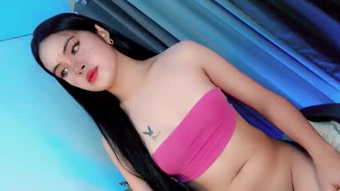 Yhanie online show from March 2026 10:03:02 PM