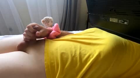 HugeCumshots online show from September 2025 10:32:01 PM