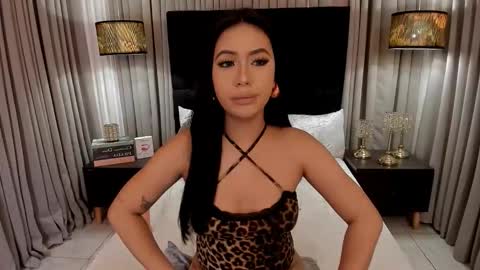 Snapshot of hugeirish2003 chatting on November 2025 01:38:01 AM Irish online show from November 2025 01:38:01 AM