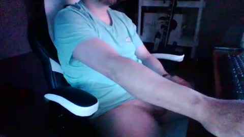 hugeload15_ online show from April 2026 01:08:01 AM