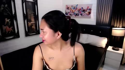 Snapshot of hugemusclecockts chatting on October 2025 06:34:02 AM yesha fox online show from October 2025 06:34:02 AM