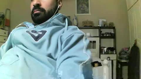 Snapshot of hugeveiny chatting on November 2025 05:48:01 PM hugeveiny online show from November 2025 05:48:01 PM