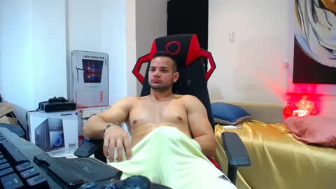 Snapshot of hugo_19cm chatting on September 2025 04:09:05 PM hugo19cm online show from September 2025 04:09:05 PM