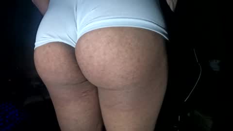 hugo_brazil online show from October 2025 05:52:01 AM