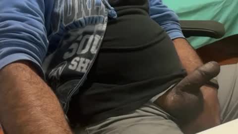 HunkyLover online show from August 2026 06:38:01 AM