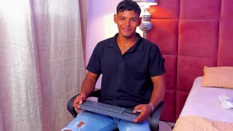 Hugo Cano online show from October 2025 09:46:02 PM