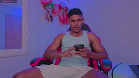 Hugo Cano online show from April 2026 01:54:01 AM