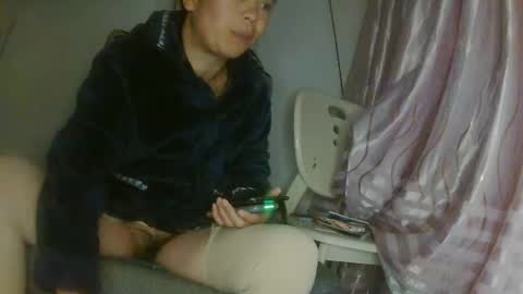 hujiajia520321431 online show from October 2025 12:04:02 PM