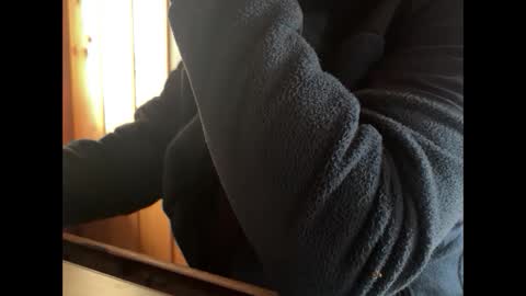 hukobossx online show from October 2025 02:26:02 PM