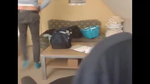 hundeleine online show from February 2025 02:26:01 PM