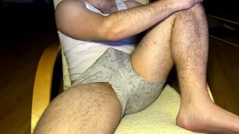 hundick_69 online show from April 2026 09:23:02 PM