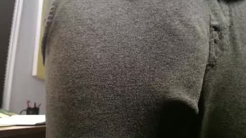 Big uncut cock dripping online show from November 2025 09:47:02 PM