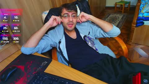 Snapshot of hungeddy chatting on December 2024 09:55:01 PM Eddy online show from December 2024 09:55:01 PM