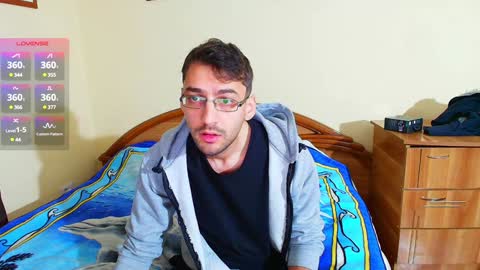 Snapshot of hungeddy chatting on December 2024 12:34:01 AM Eddy online show from December 2024 12:34:01 AM