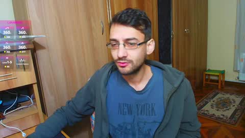 Snapshot of hungeddy chatting on December 2024 01:47:02 AM Eddy online show from December 2024 01:47:02 AM