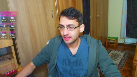 Snapshot of hungeddy chatting on December 2024 11:33:01 AM Eddy online show from December 2024 11:33:01 AM