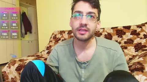 Snapshot of hungeddy chatting on March 2025 09:57:01 PM Eddy online show from March 2025 09:57:01 PM