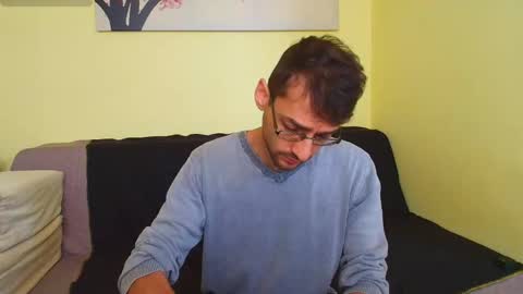 Snapshot of hungeddy chatting on October 2025 12:25:01 PM Eddy online show from October 2025 12:25:01 PM