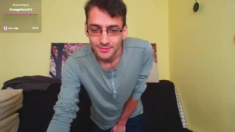 Snapshot of hungeddy chatting on October 2025 06:58:02 AM Eddy online show from October 2025 06:58:02 AM