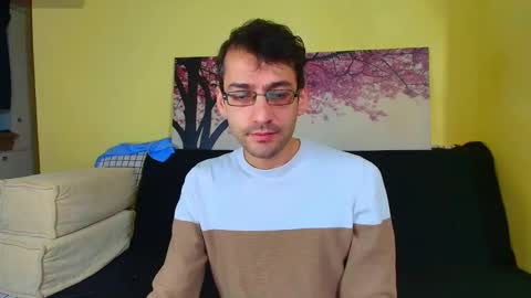 Snapshot of hungeddy chatting on November 2025 08:33:02 PM Eddy online show from November 2025 08:33:02 PM