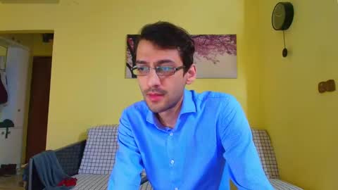 Snapshot of hungeddy chatting on December 2025 08:49:02 PM Eddy online show from December 2025 08:49:02 PM