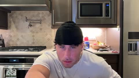 hungkingg22 online show from September 2025 03:28:02 PM