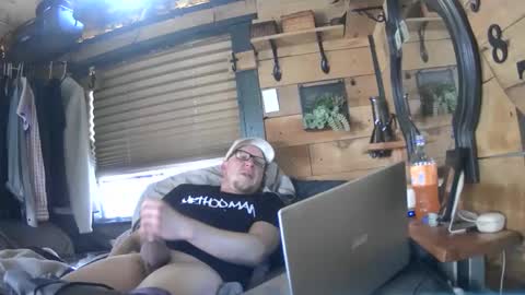 HuingsingleDad79 online show from December 2024 07:34:02 PM